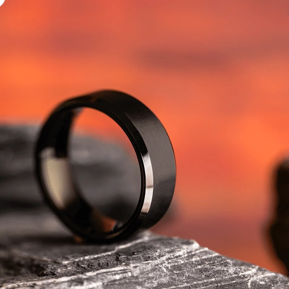 New Black Plated Tungsten by Manly Bands ring size 12